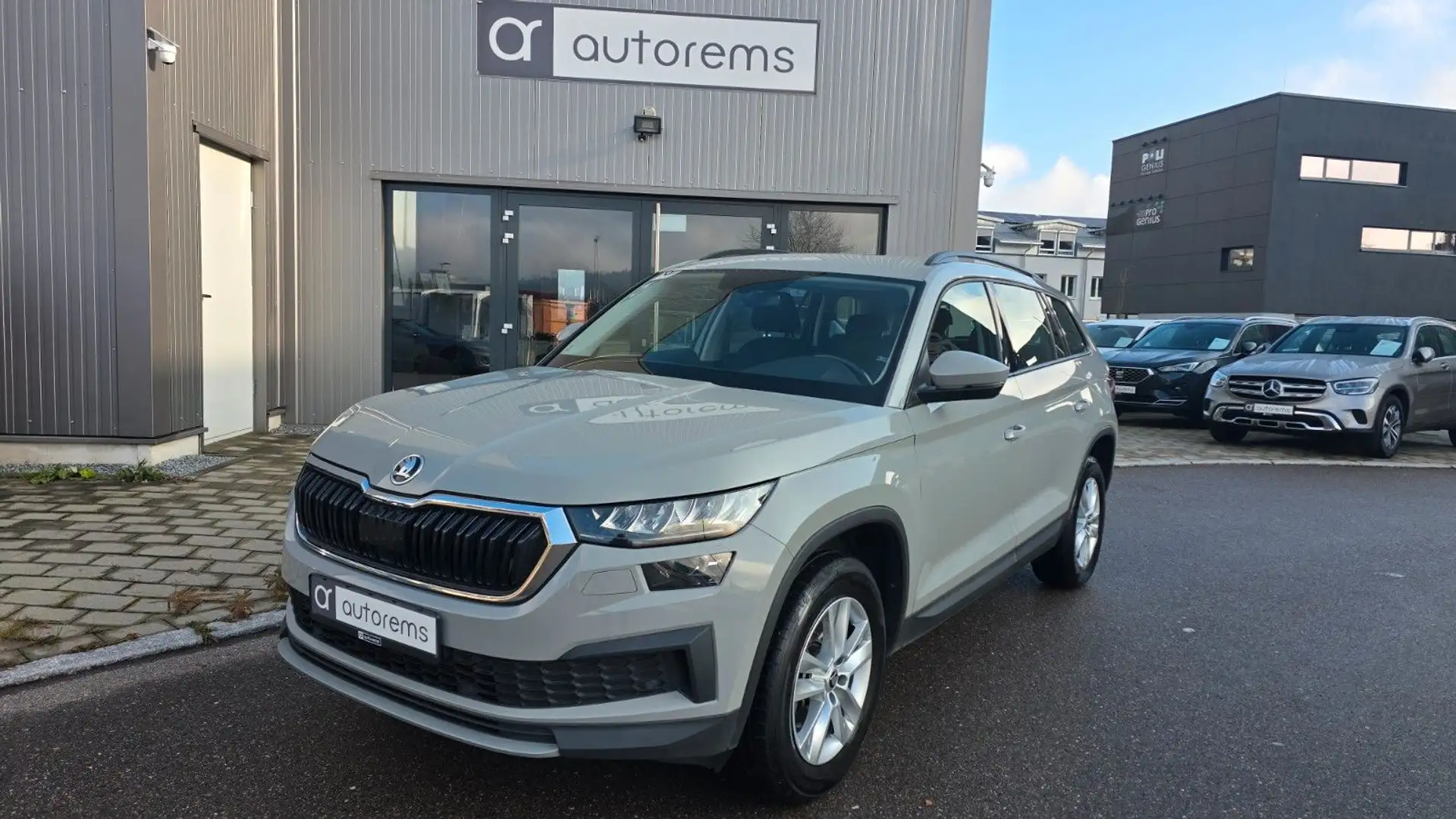 Skoda Kodiaq Active*LED*AHK* Grau - 1
