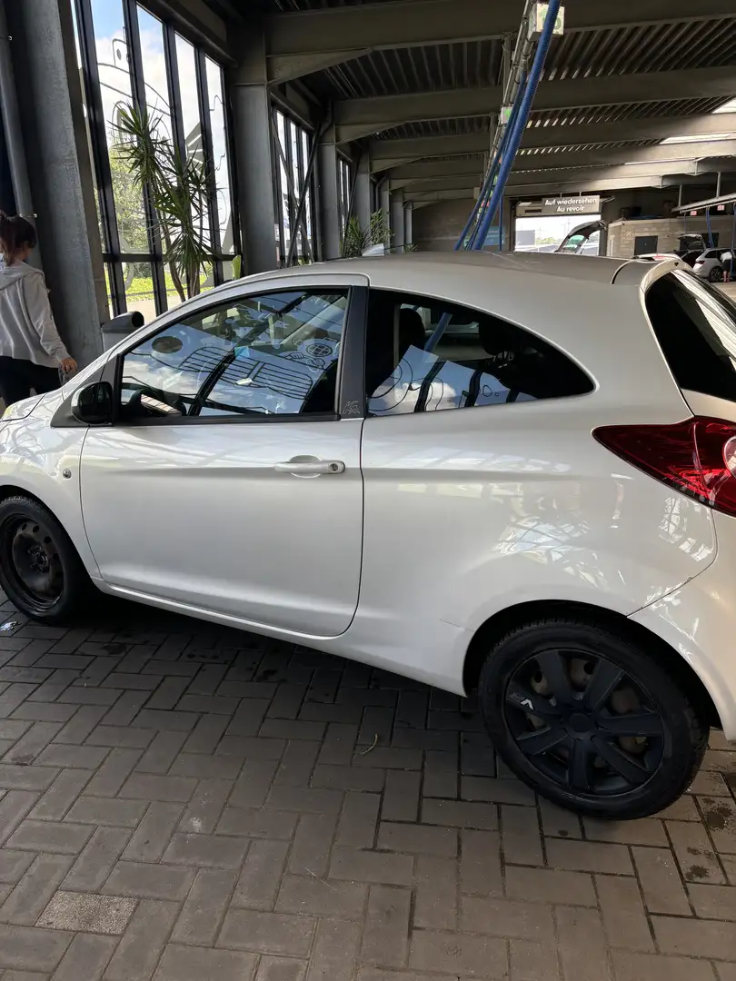 Ford Ka/Ka+ Ka 1.2i Titanium - 1