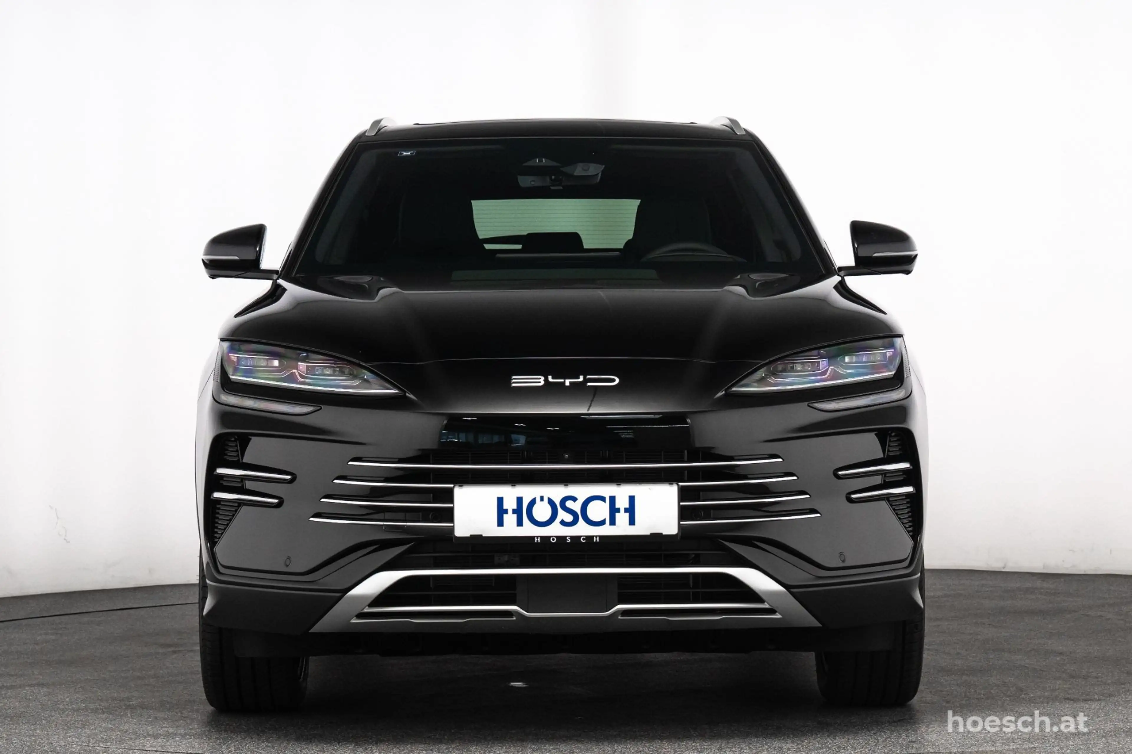BYD Seal U DM-i DESIGN 4x4 HEAD-UP PANO LEDER !LAGERND! — photo 2