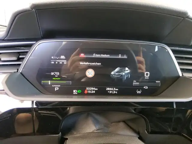 Audi E-Tron view 6