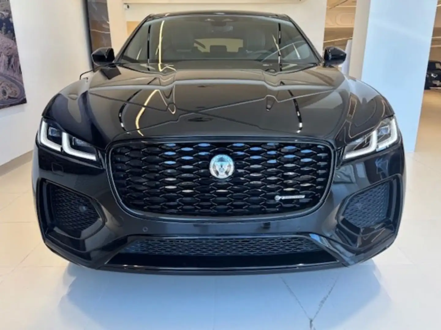 Jaguar F-Pace F-Pace 2.0 i4 phev R-Dynamic S awd 404cv auto Nero - 2