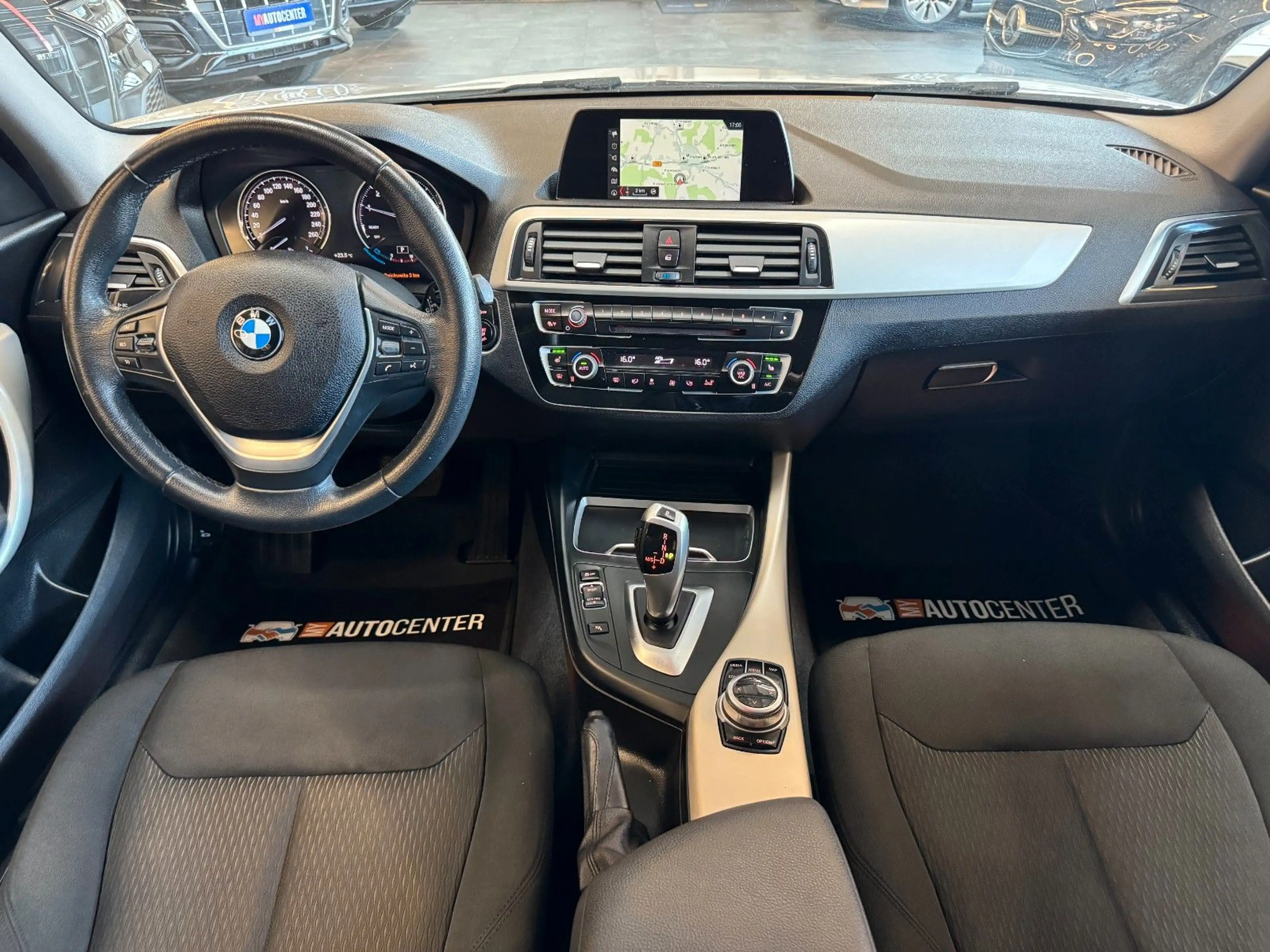 BMW 120 *TEMPO*NAVI*SZHZ*2-ZONEN*PDC*TÜV-3/27* — photo 6