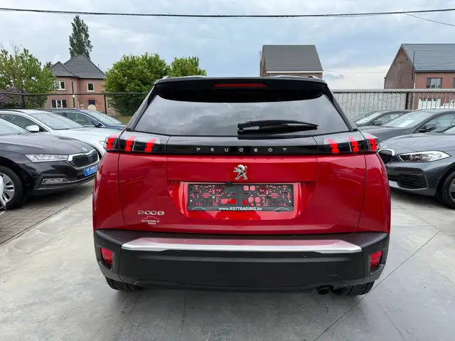 Peugeot 2008 view 6