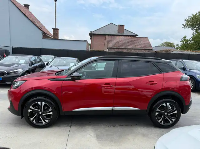 Peugeot 2008 view 8