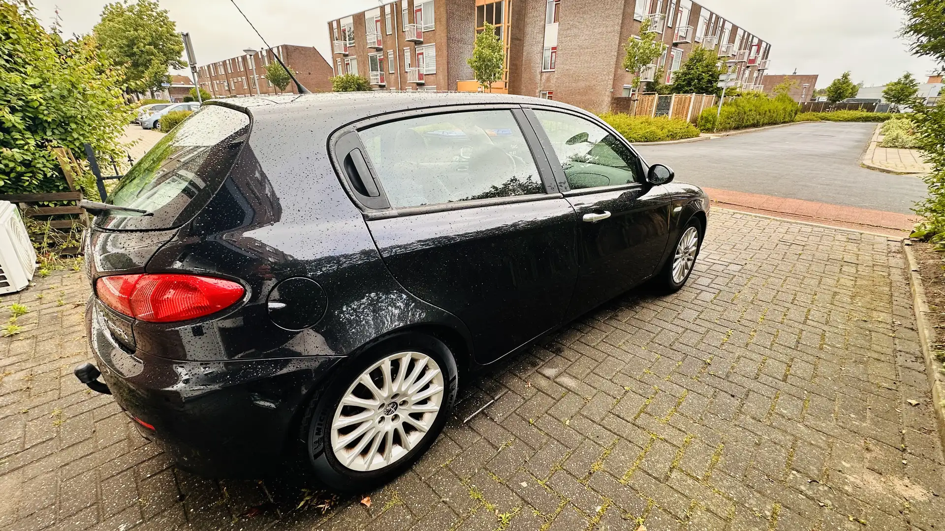 Alfa Romeo 147 1.6 Twin Spark ECO Impression - 2