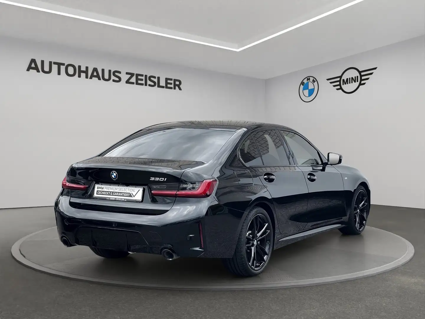 BMW 330 i Lim. M SPORTPAKET AHK Glasdach UPE 75.040,-- Schwarz - 2