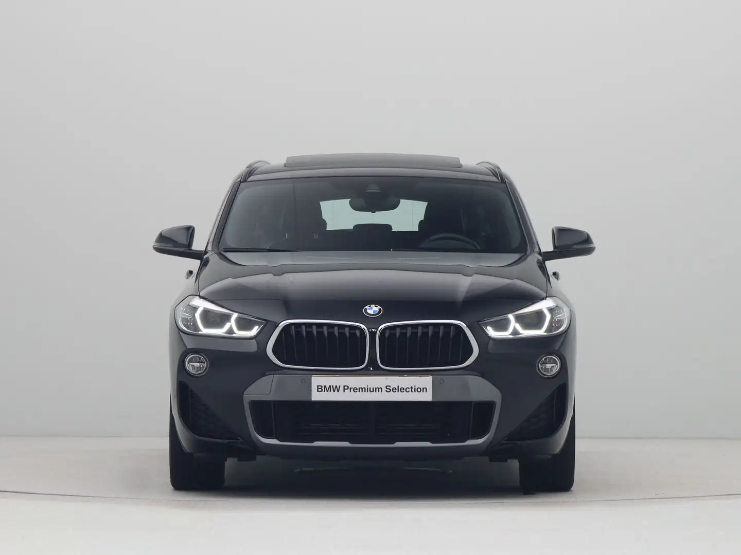 BMW X2 sDrive20i High Executive Apple CarPlay voorbereidi Zwart - 2