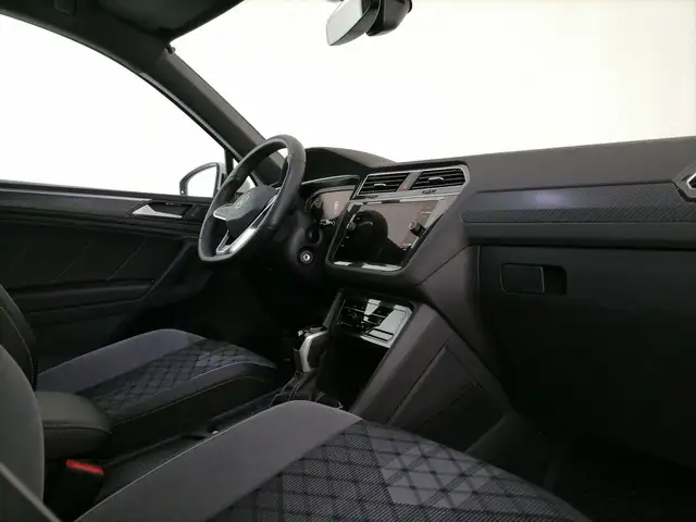 Volkswagen Tiguan view 7