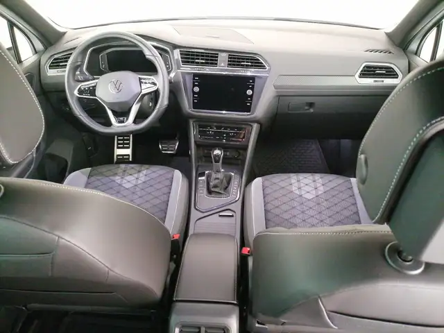 Volkswagen Tiguan view 9