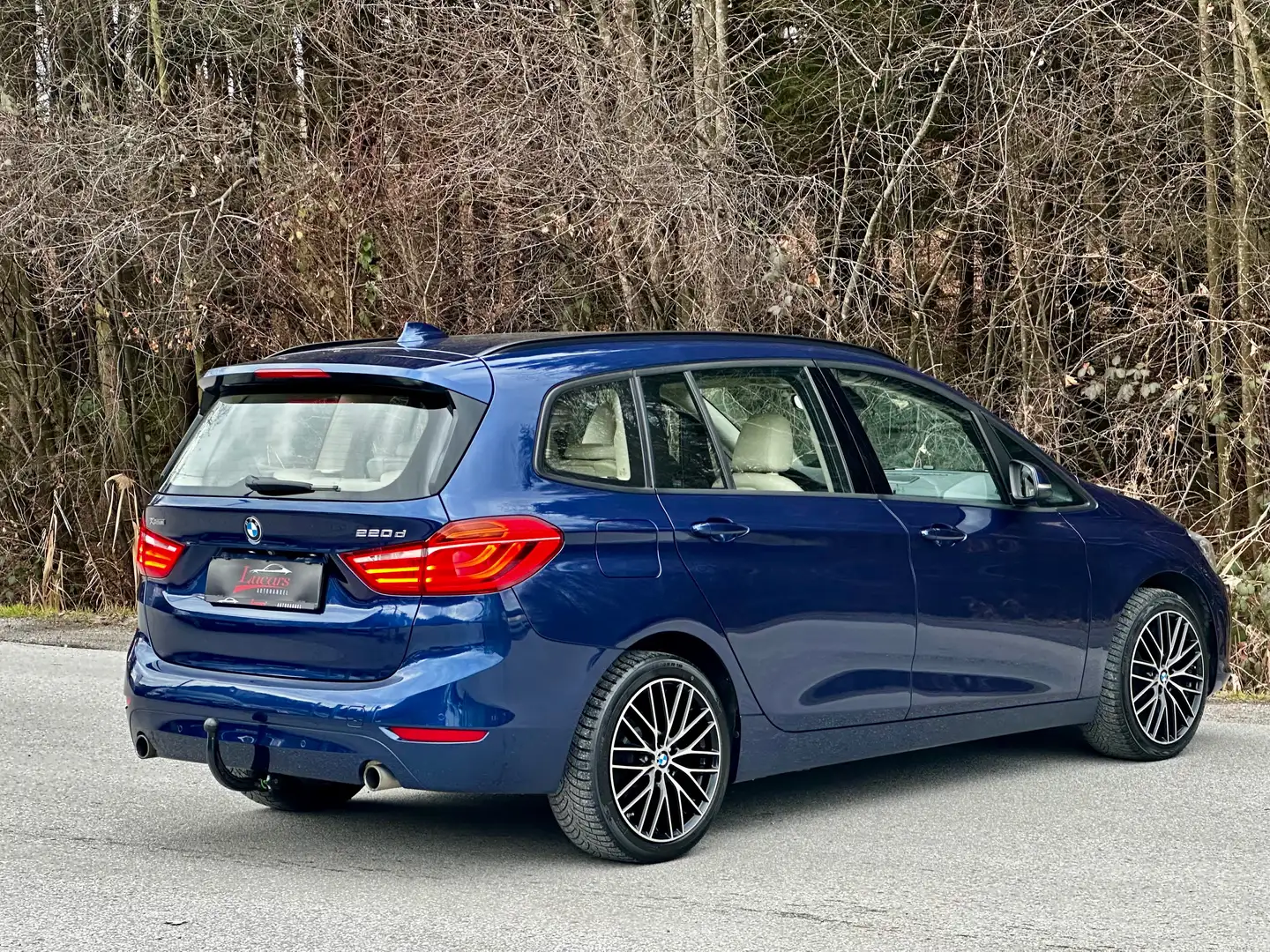 BMW 220 d xDrive GranTourer Aut.*7SITZE*HARMAN*HUP*RFK*AHK Modrá - 2