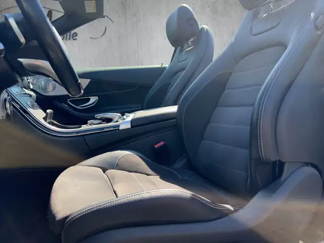 Mercedes-Benz C Class view 9
