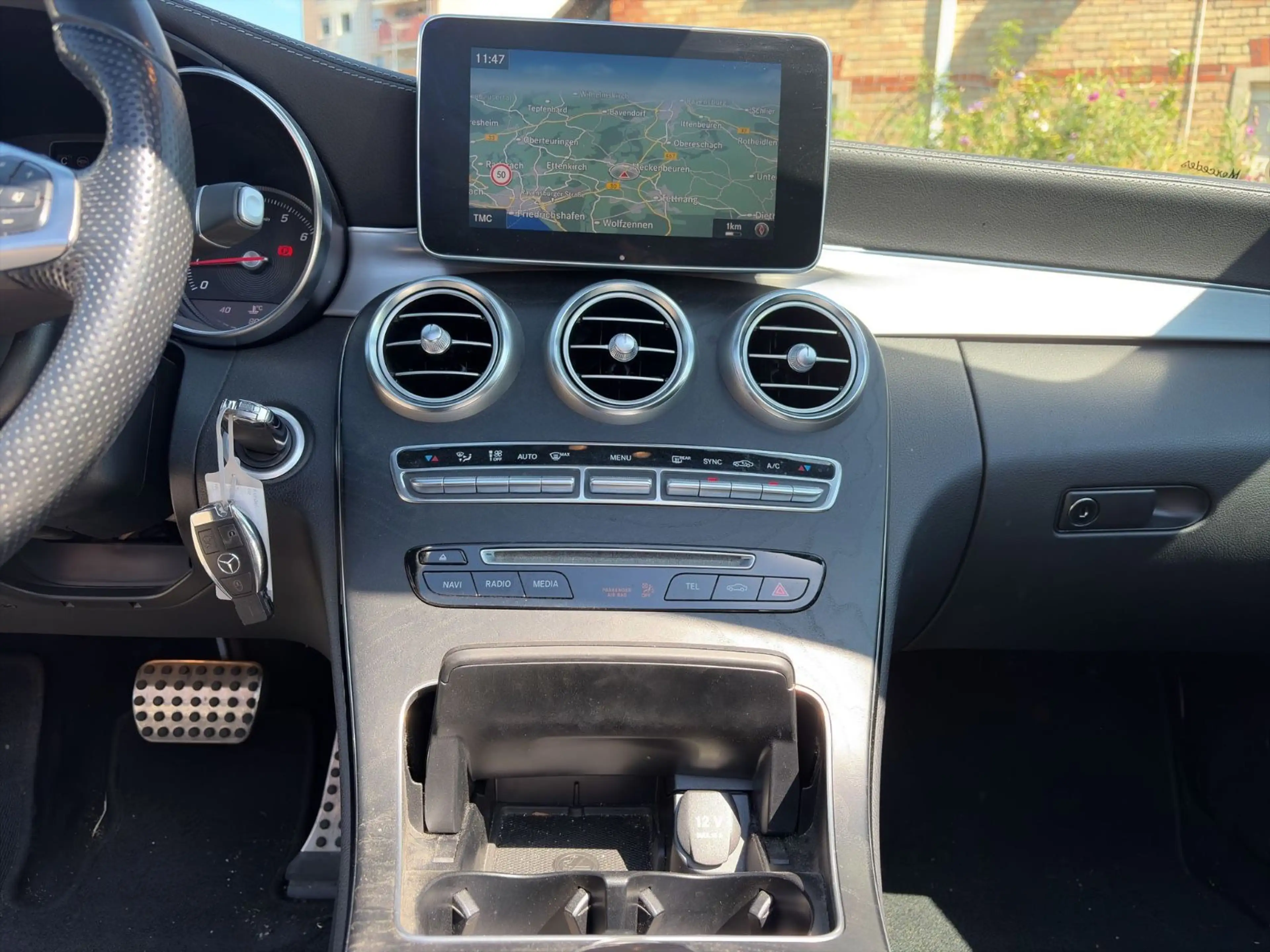 Mercedes-Benz C 200 Cabrio AMG Airscar LED — photo 15