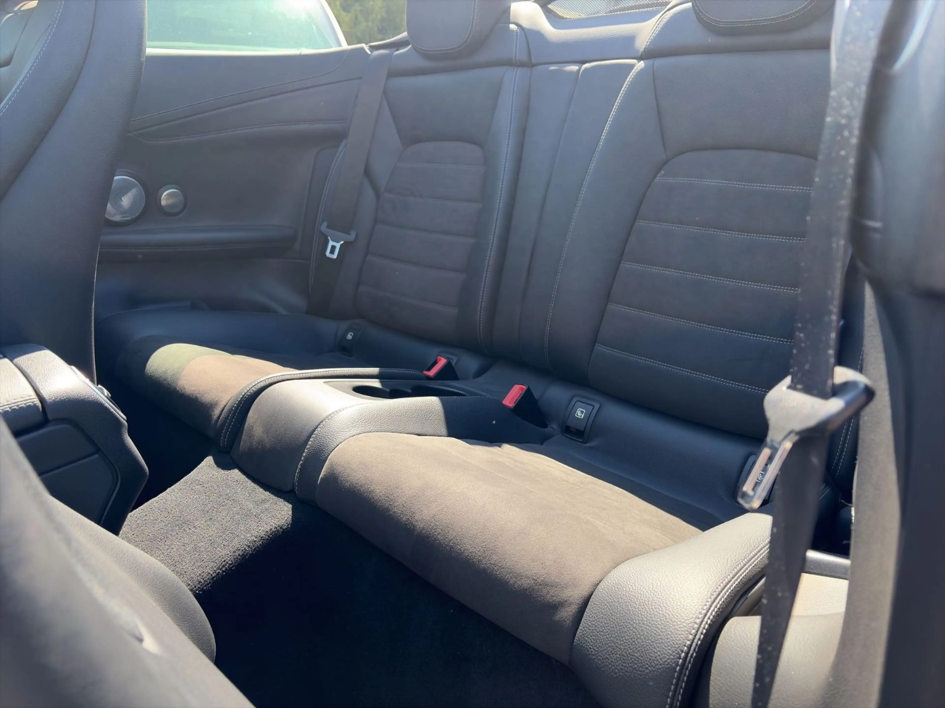 Mercedes-Benz C 200 Cabrio AMG Airscar LED — photo 13