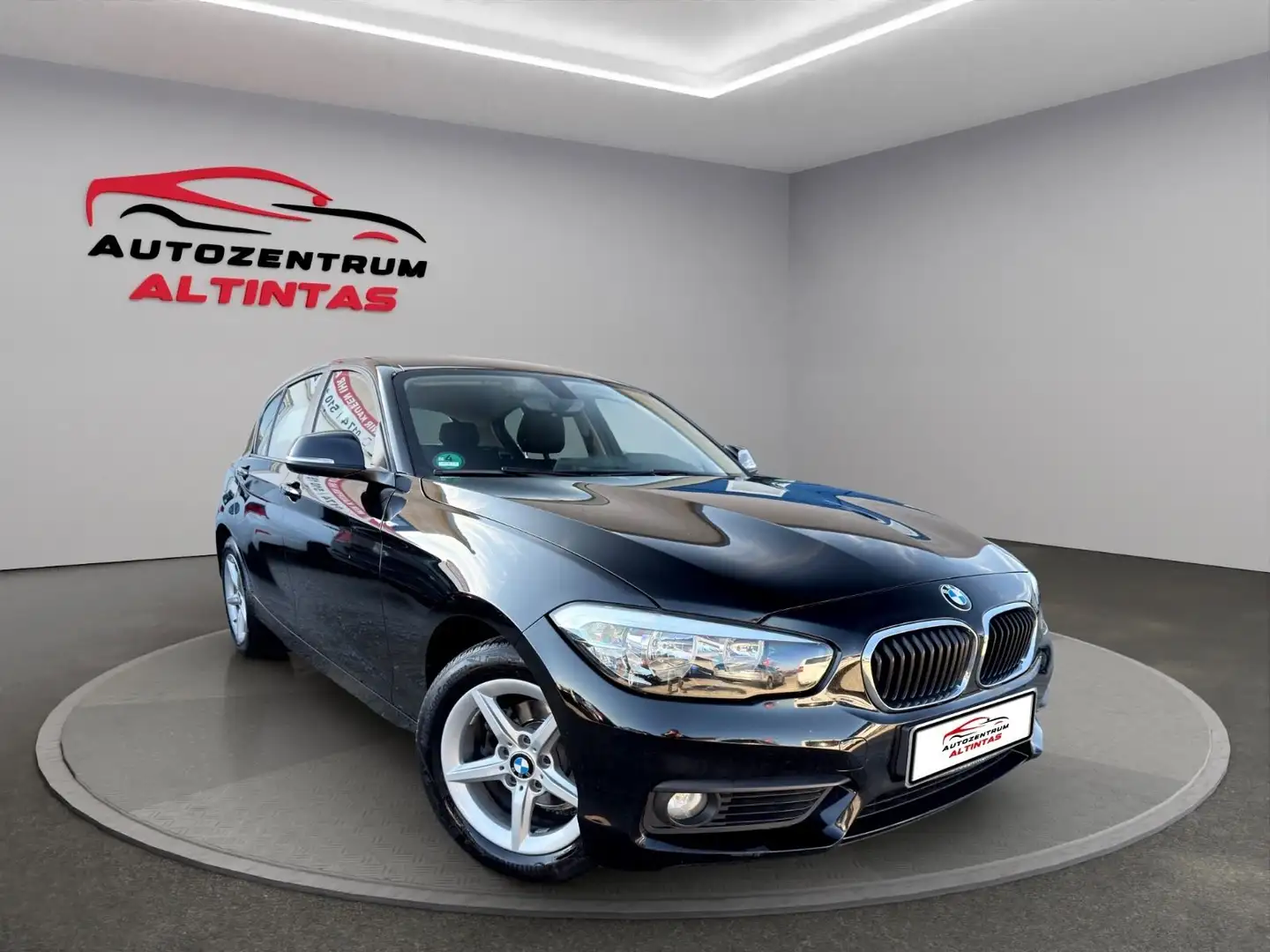 BMW 118 i Advantage*FACELIFT*AUTOM.*KLIMA*PDC*MFL Schwarz - 2