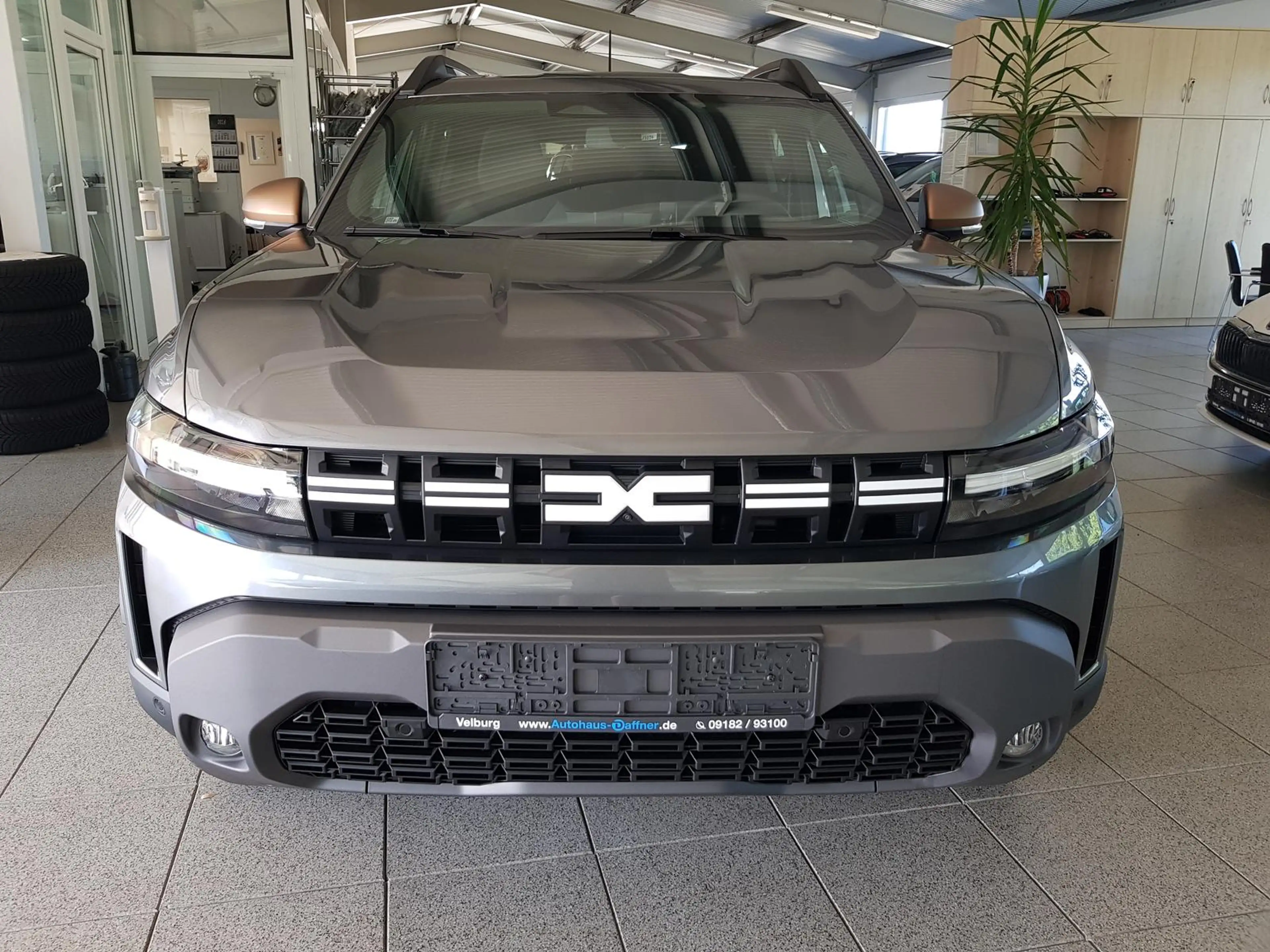 Dacia Duster Hybrid-G 150 4X4 Autom. EXTR. Navi Kamera — photo 2