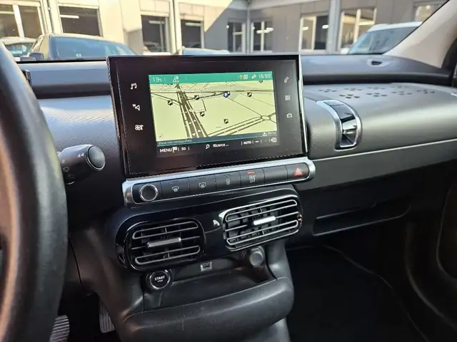 Citroen C4 Cactus view 15