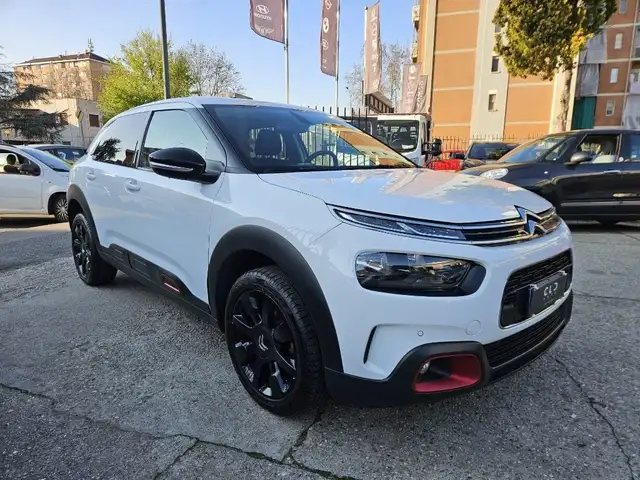 Citroen C4 Cactus view 3
