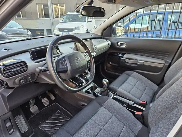 Citroen C4 Cactus view 7