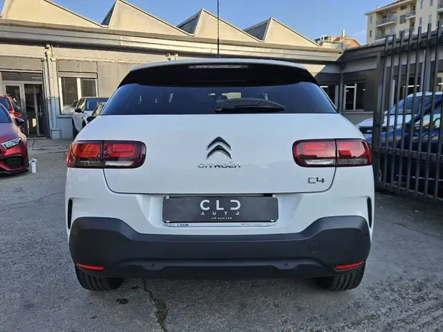 Citroen C4 Cactus view 5