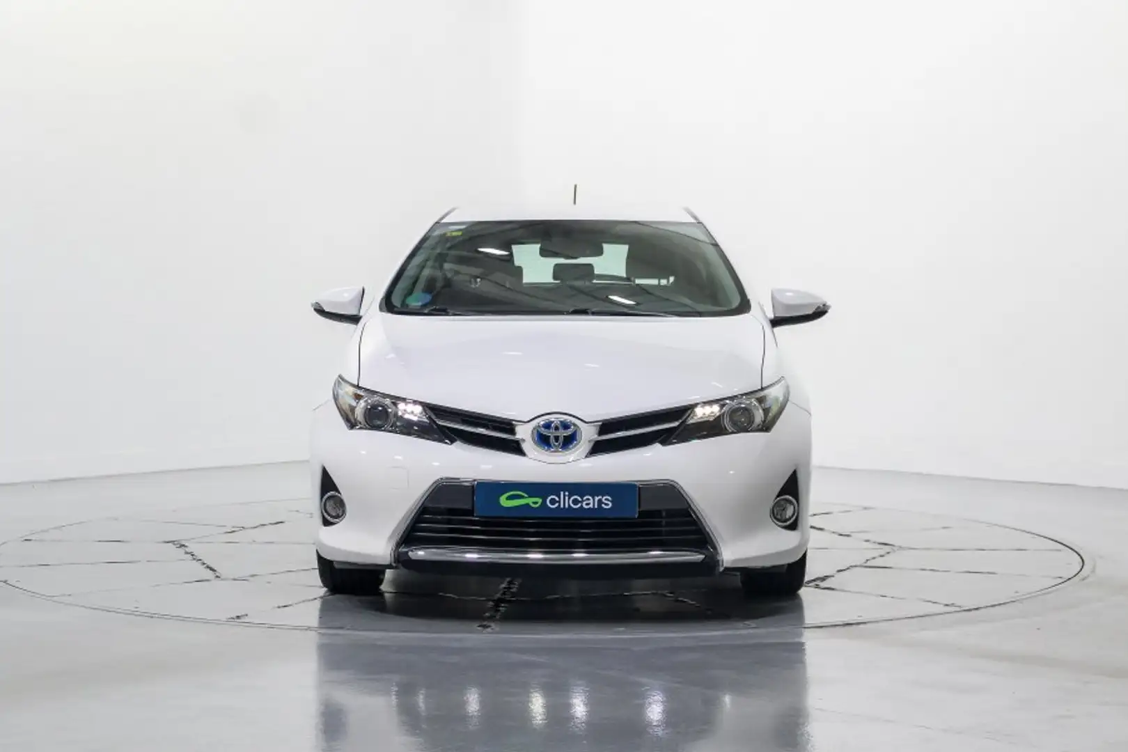 Toyota Auris hybrid Active Blanc - 2