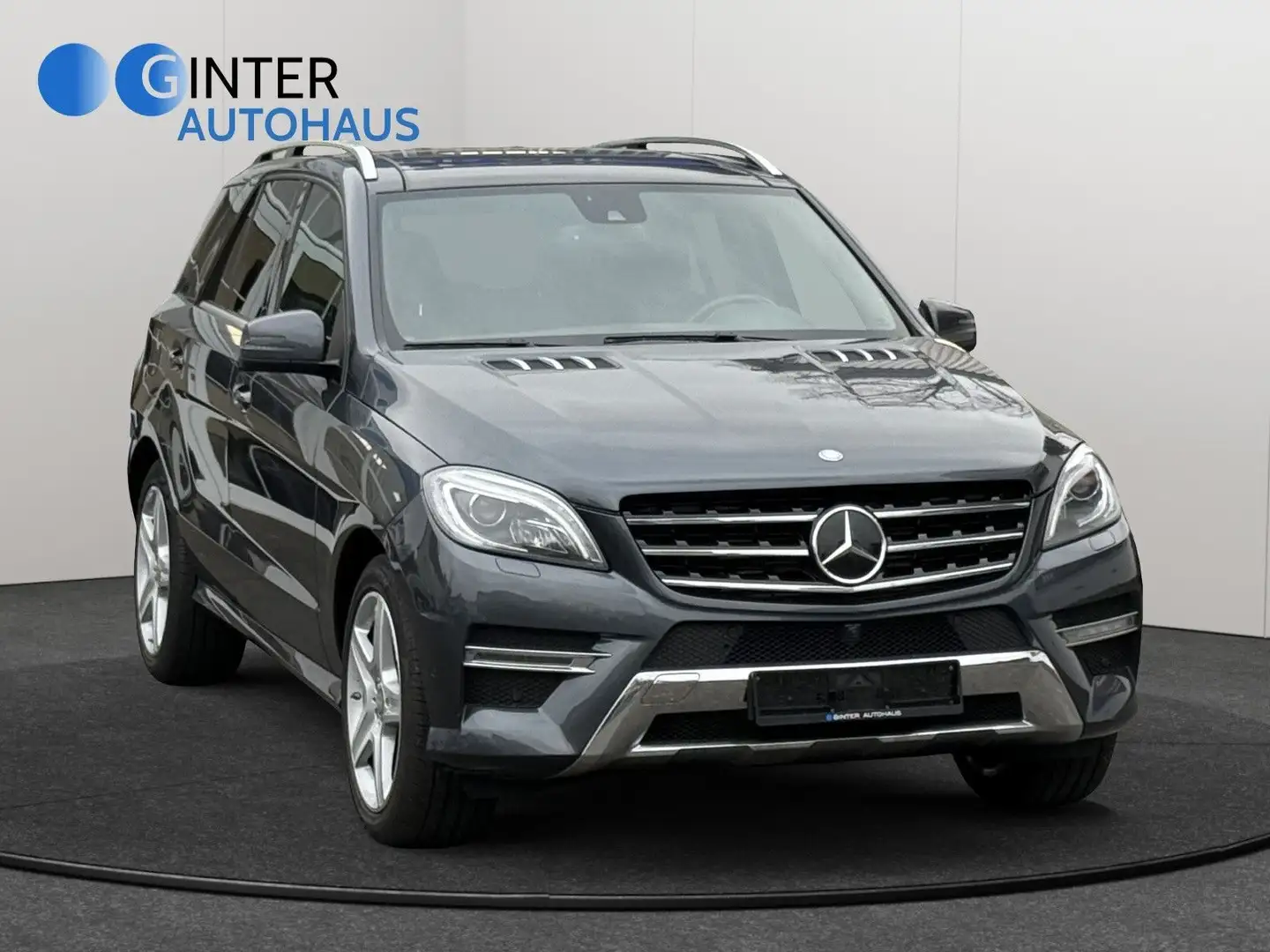 Mercedes-Benz ML 350 CDI BlueTec AMG / Sport-Paket*Designo* Grau - 2
