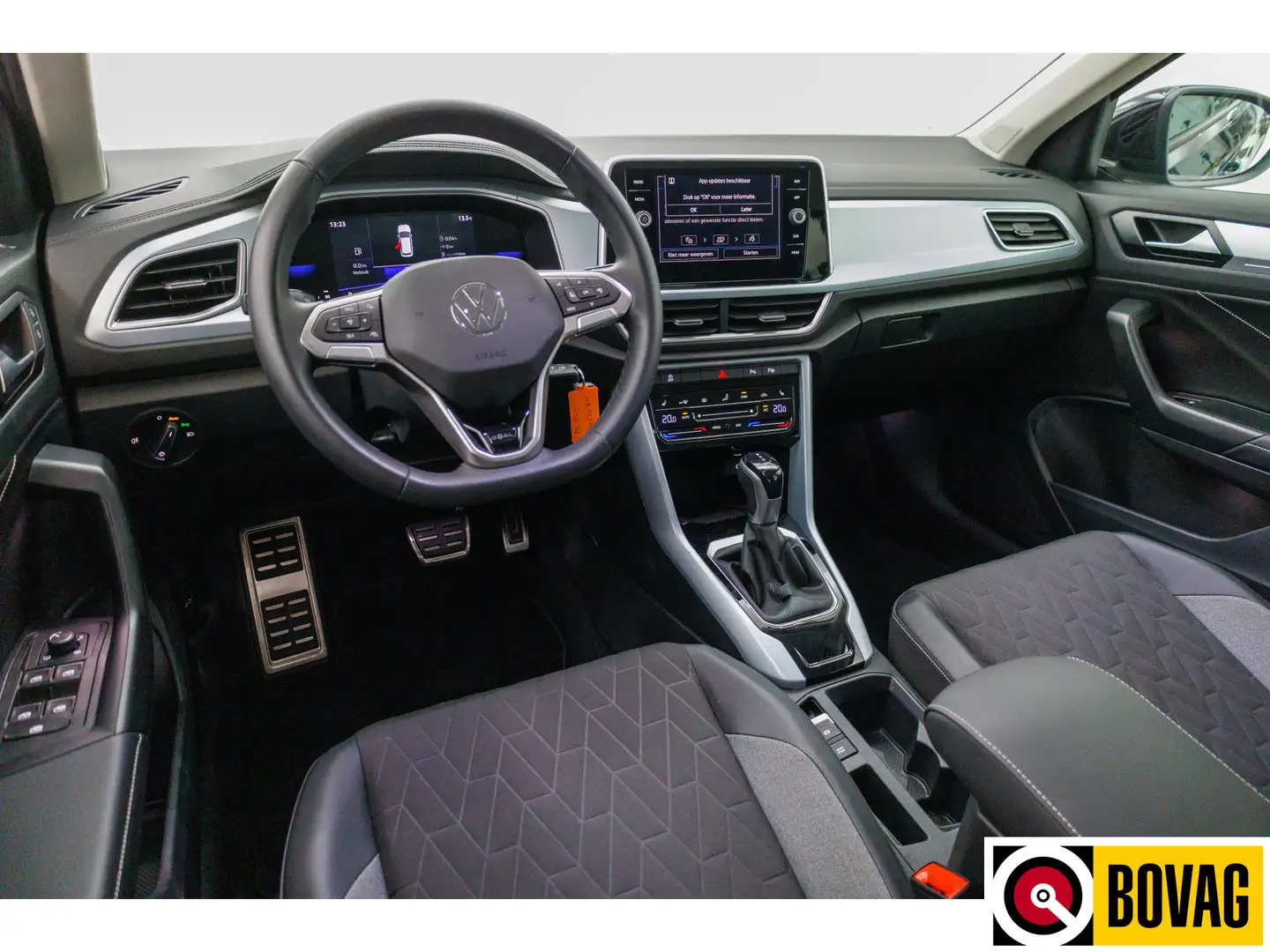 Volkswagen T-Roc 1.5 TSI 150 PK Goal Edition automaat | Stoelverwar Schwarz - 2