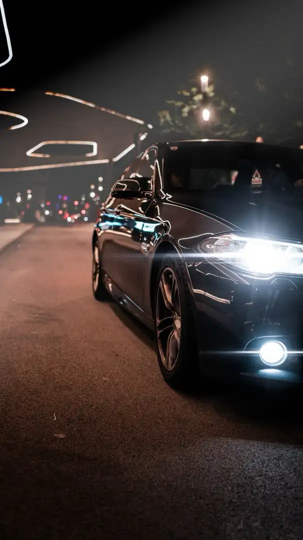 BMW 530 530 d xDrive Grau - 2