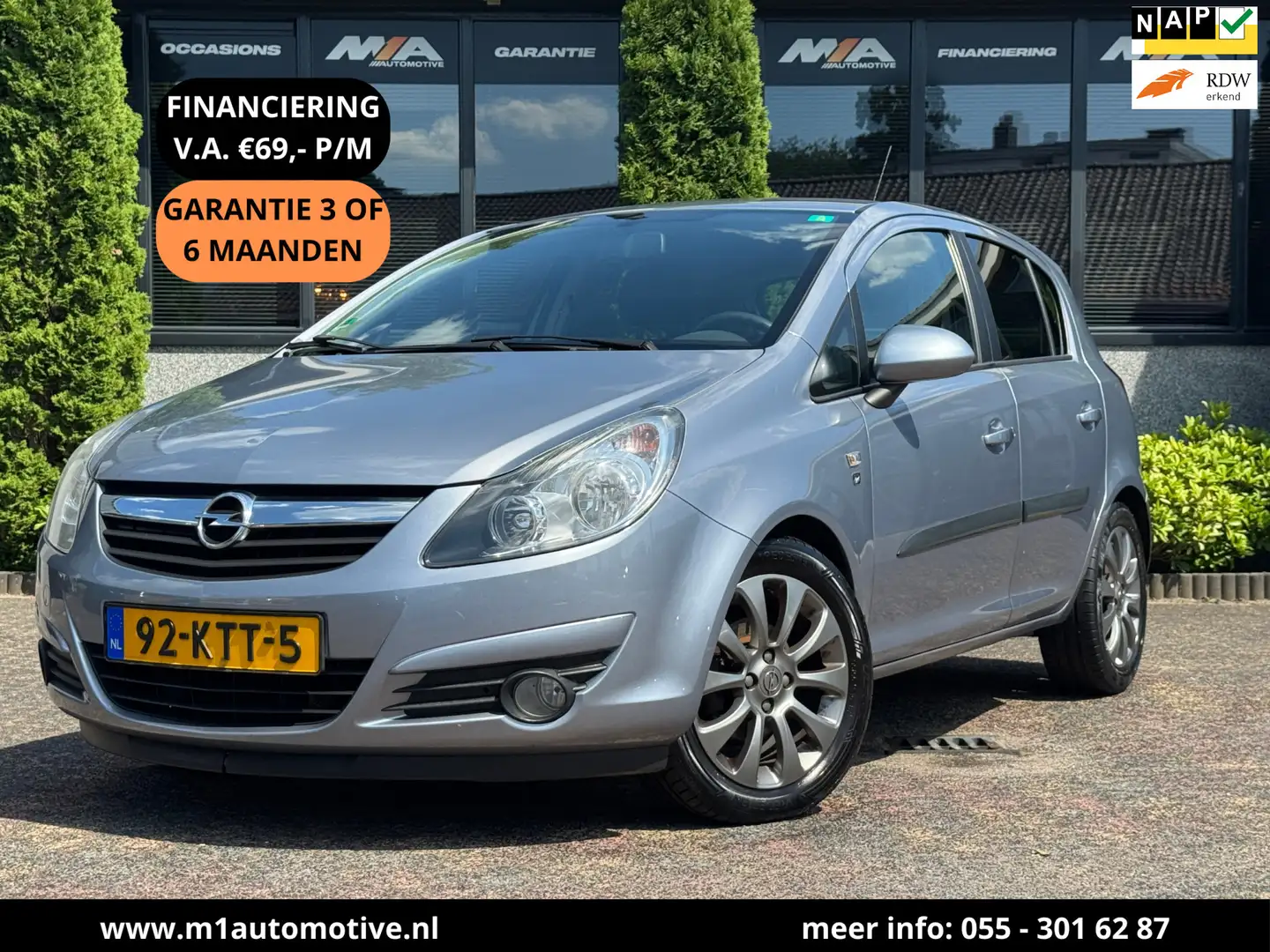 Opel Corsa 1.4-16V '111' Edition | 5-Deurs | Airco Grijs - 1