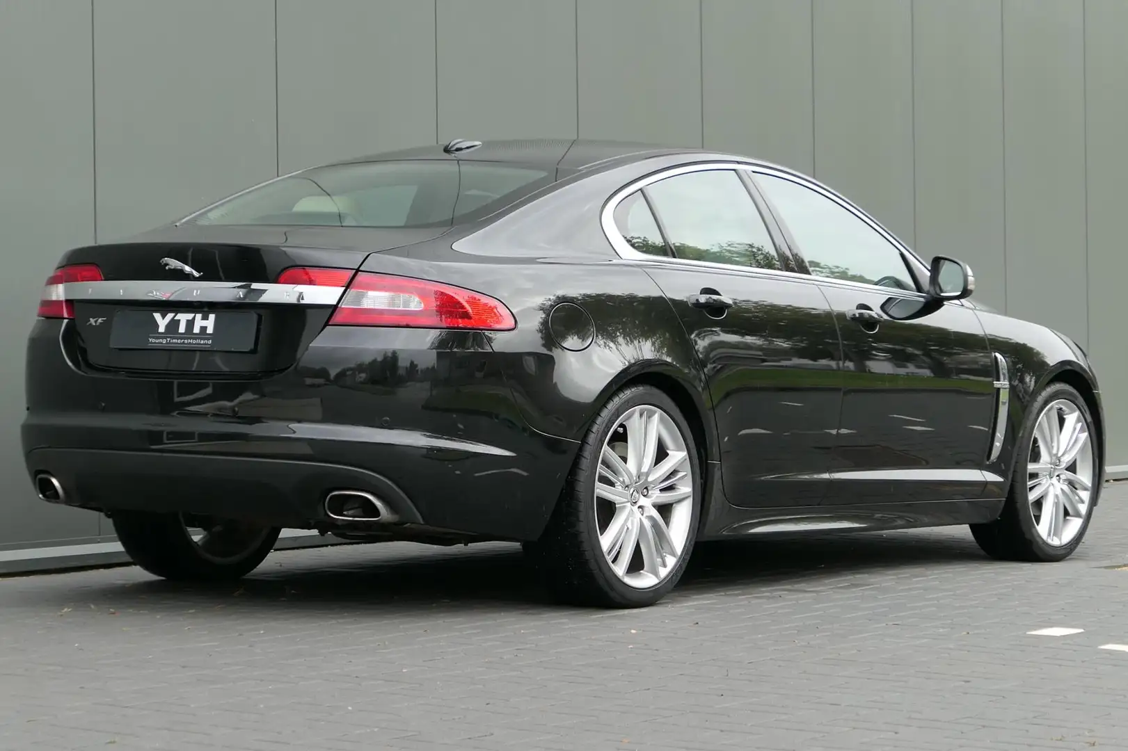 Jaguar XF 3.0 V6 Premium Luxury Youngtimer Memory Stoelverwa Noir - 2