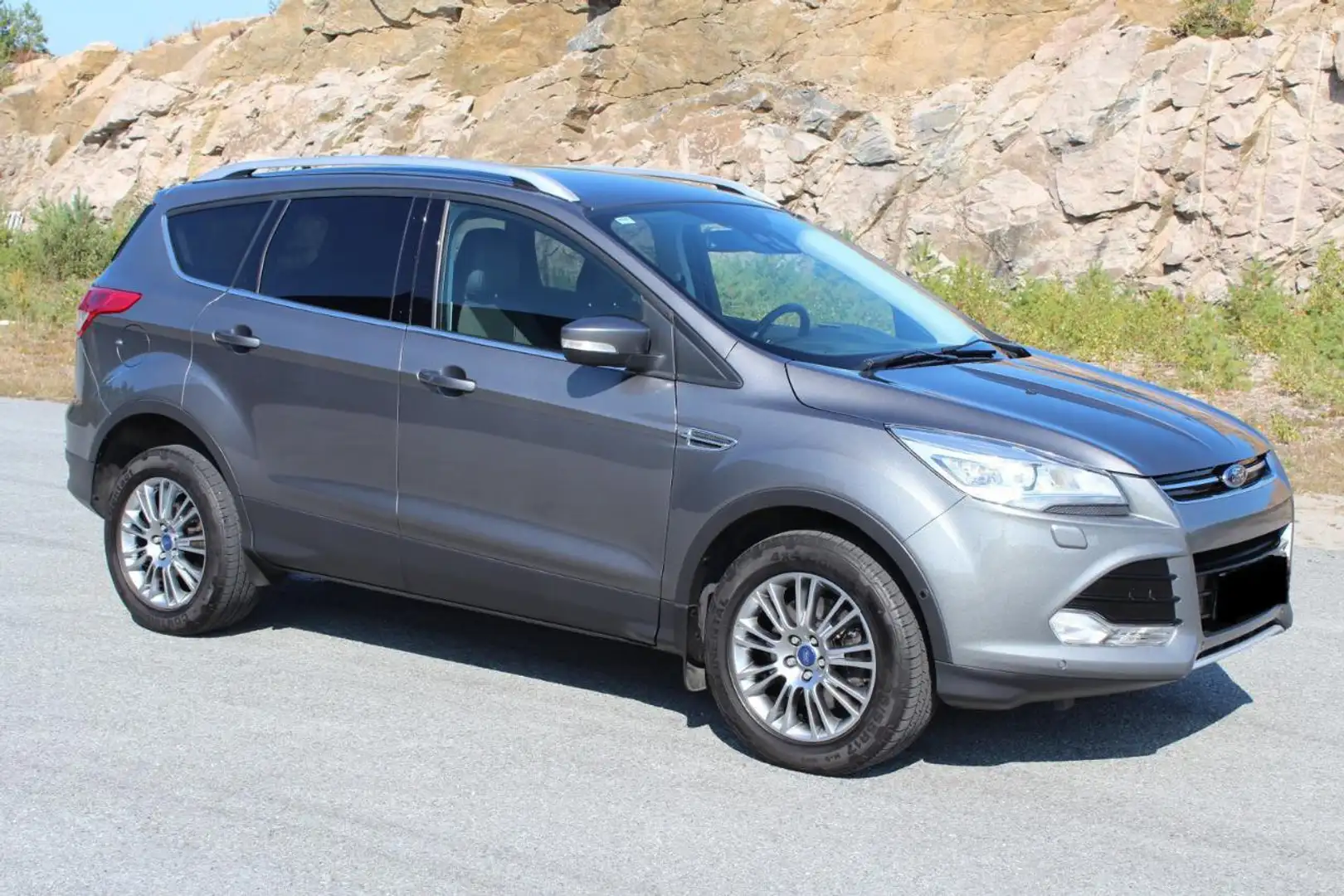 Ford Kuga 2.0 TDCi 4x4 Aut. Titanium Szürke - 1