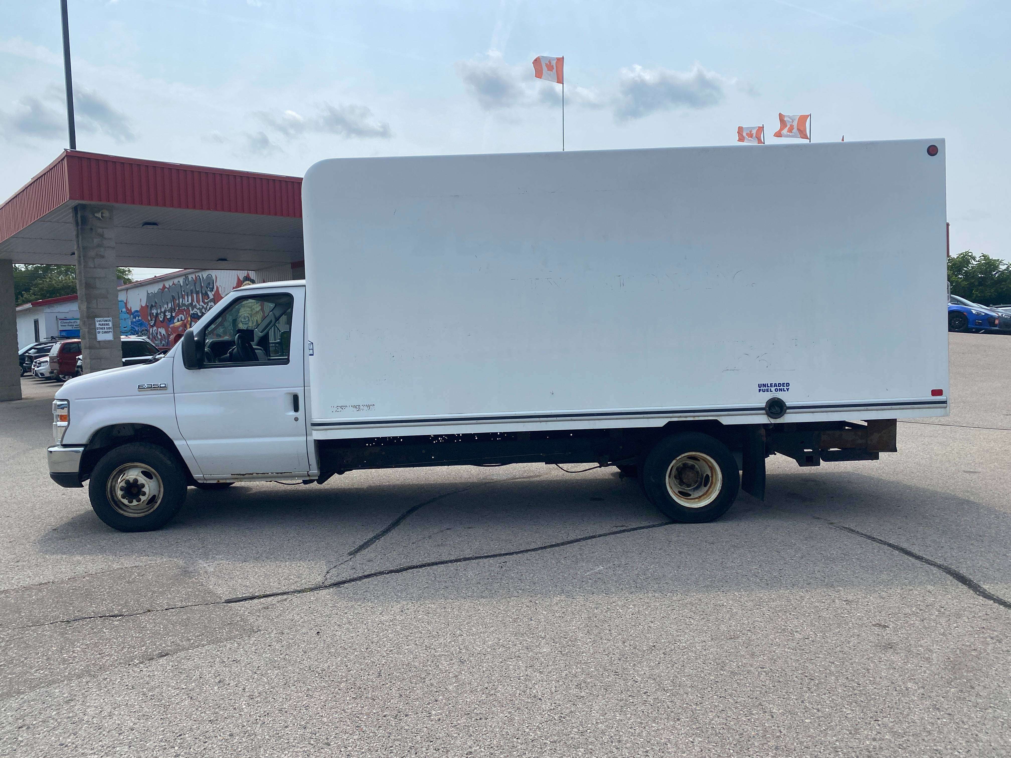 2017 Ford Econoline