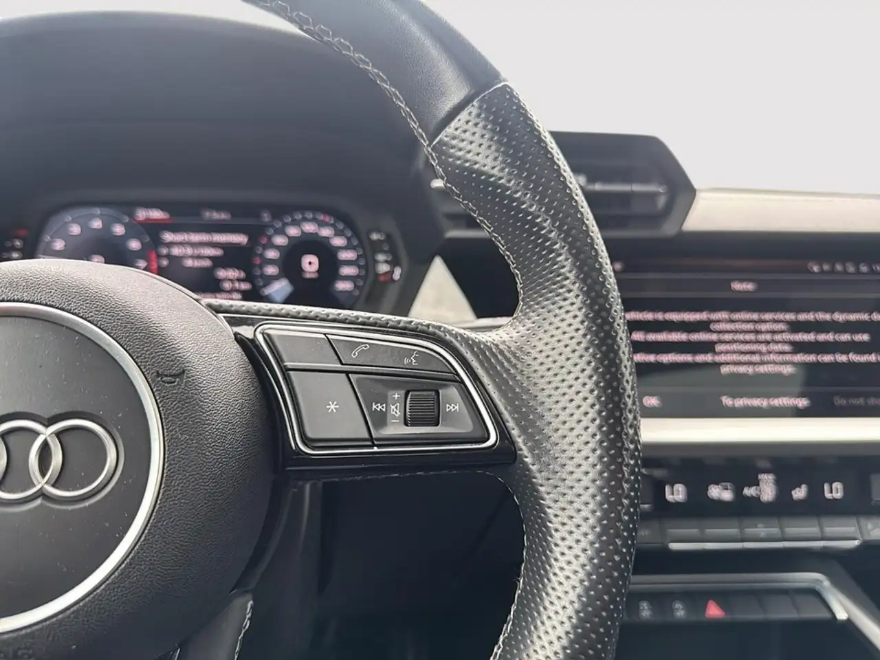 Audi S3 снимка Audi S3