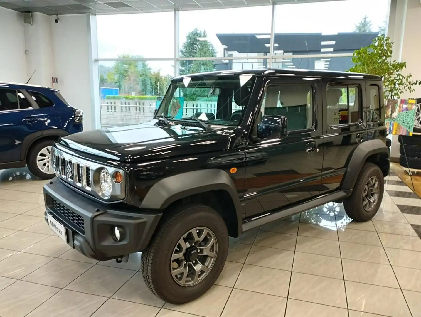 Suzuki Jimny GLX 1.5 A/T 4 POSTI 5 PORTE KM ZERO Nero - 1