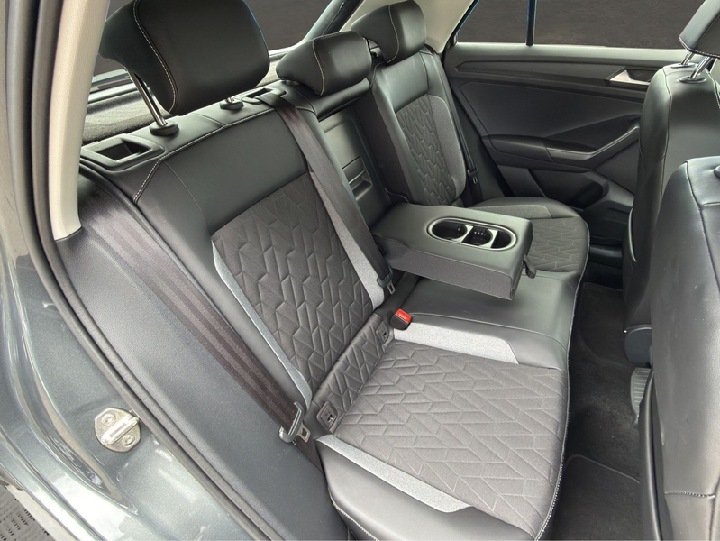 Volkswagen T-Roc 1.0 TSI Goal NAVI+LED+ACC+DIG. COCKPIT — photo 15