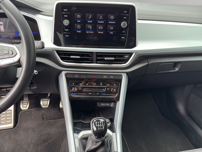 Volkswagen T-Roc 1.0 TSI Goal NAVI+LED+ACC+DIG. COCKPIT — photo 12