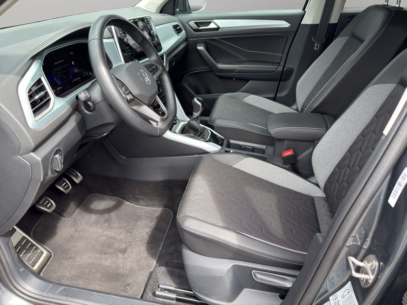 Volkswagen T-Roc 1.0 TSI Goal NAVI+LED+ACC+DIG. COCKPIT — photo 9