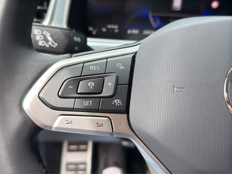 Volkswagen T-Roc 1.0 TSI Goal NAVI+LED+ACC+DIG. COCKPIT — photo 18