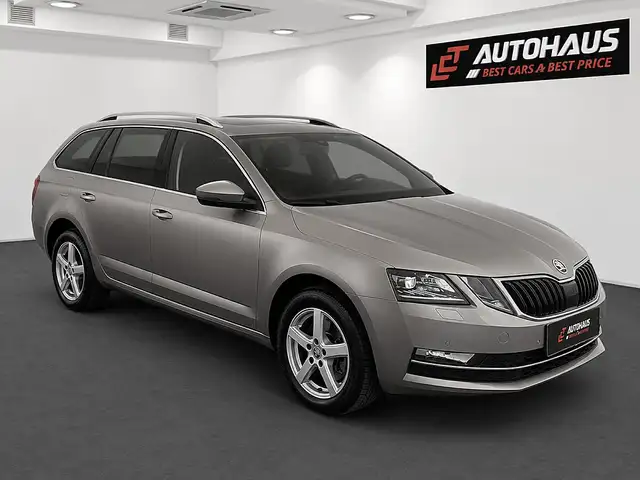 Skoda Octavia view 4