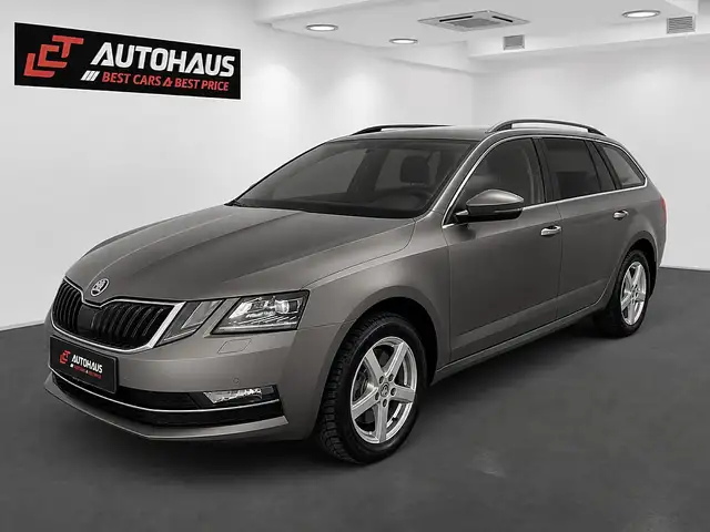 Skoda Octavia main image