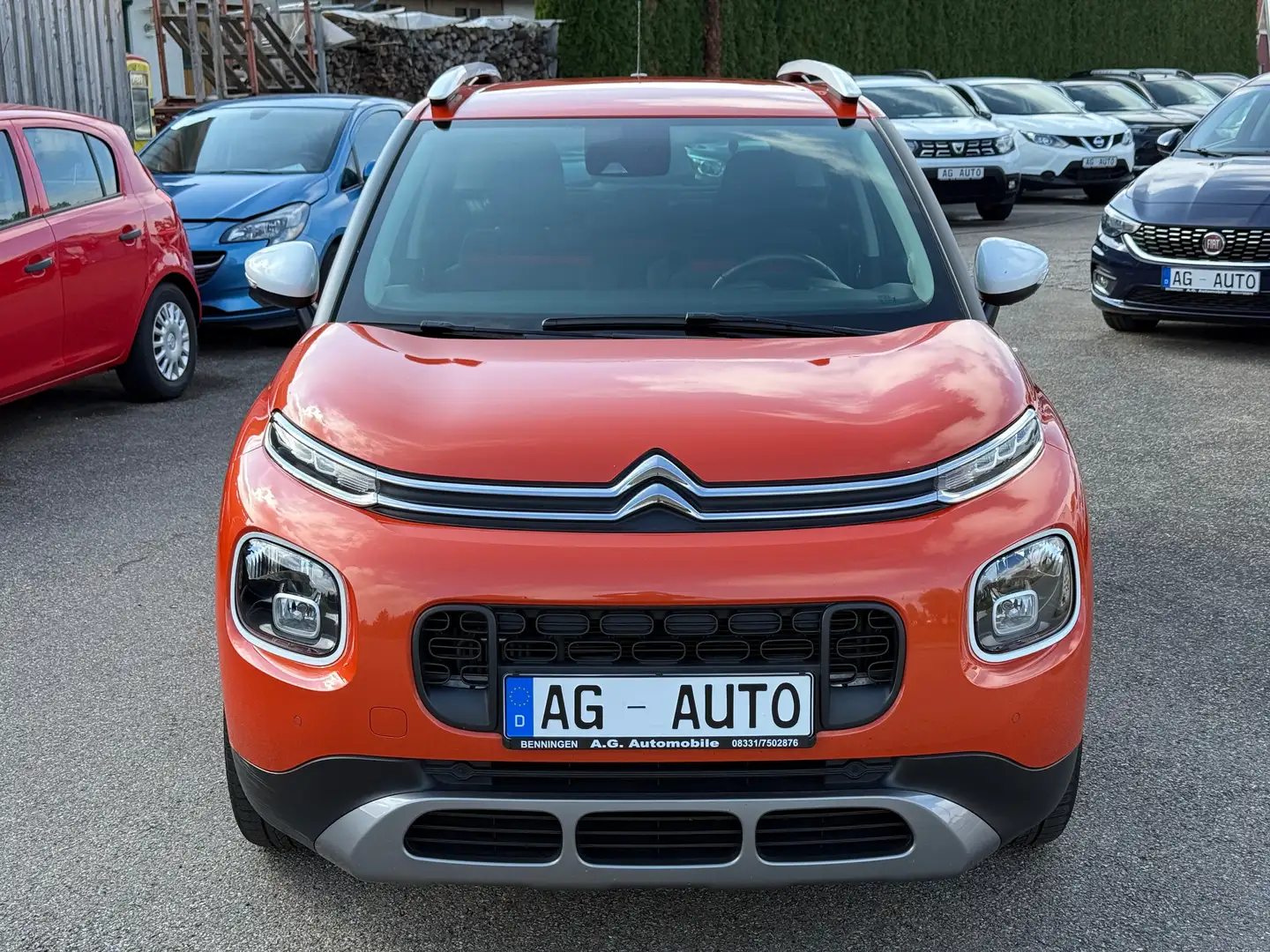 Citroen C3 Aircross Shine +Garantie Navi Kamera TÜV+Service NEU Orange - 2