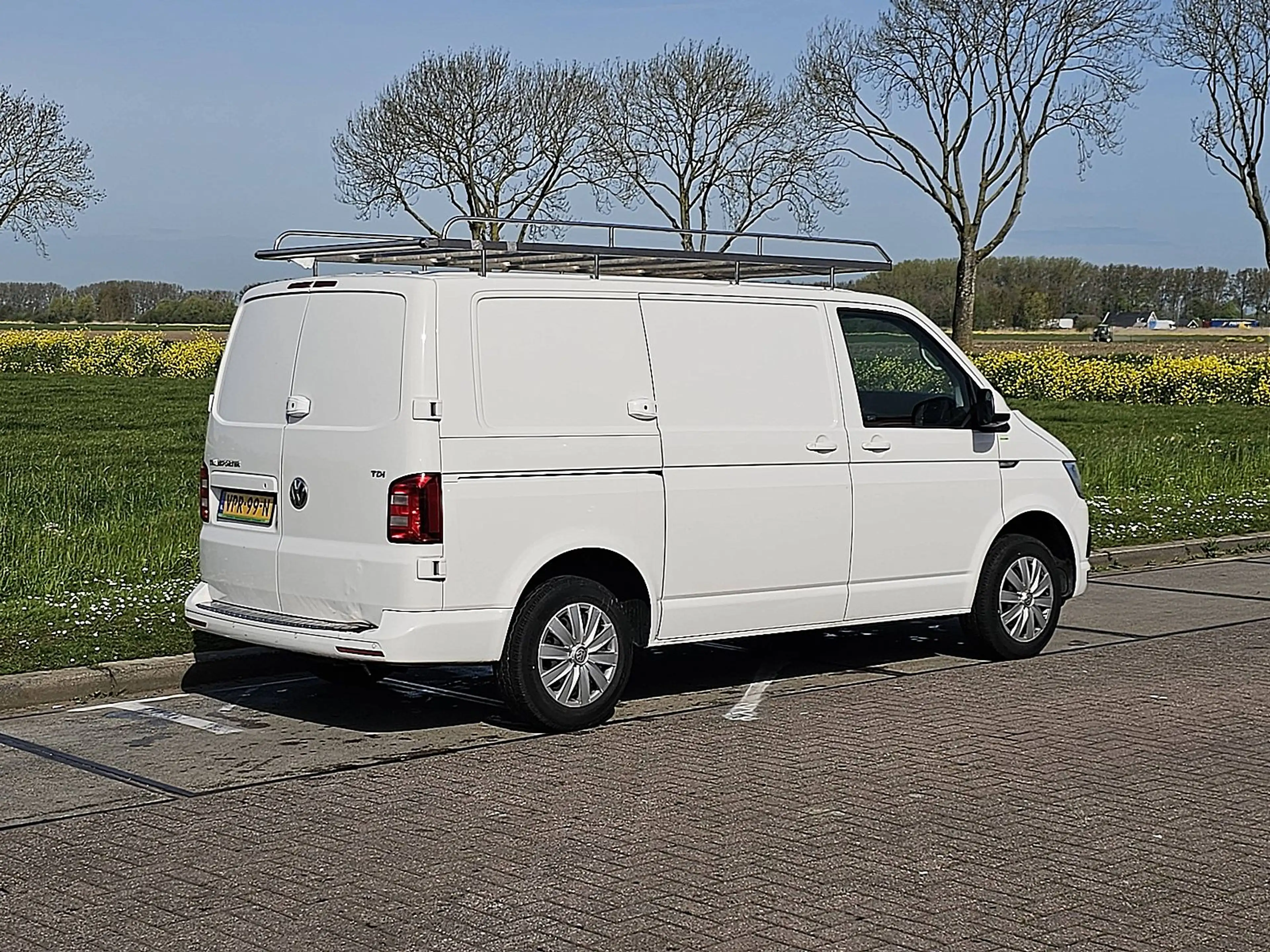 Volkswagen Transporter 2.0 TDI L1H1 150Pk Automaat! — photo 3
