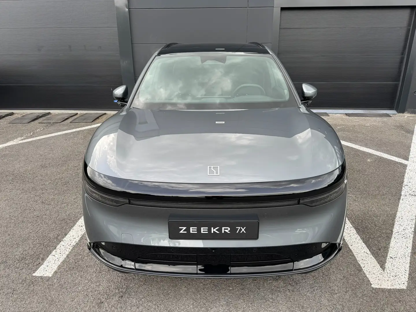 Zeekr 7X Core RWD Grau - 2