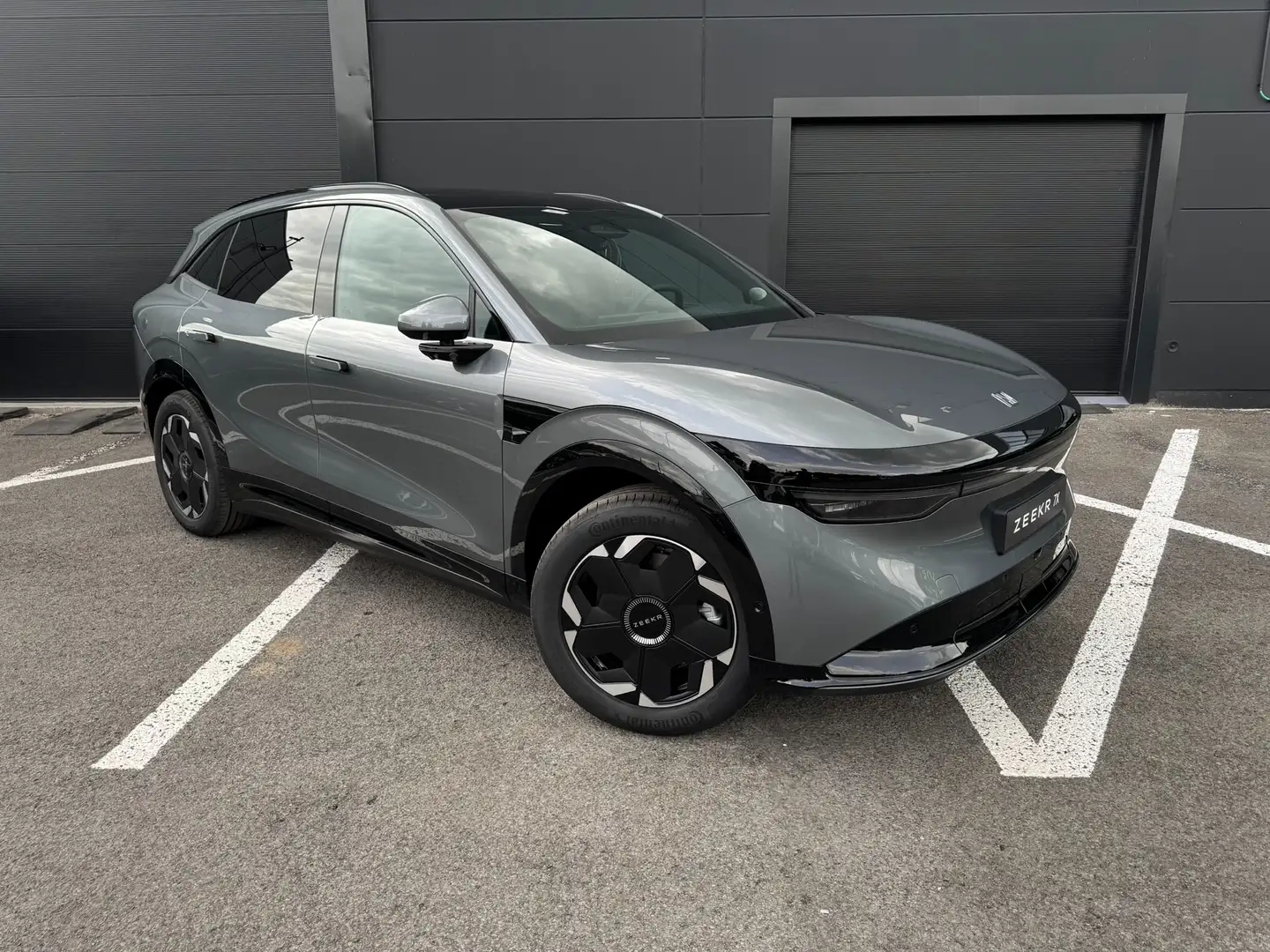 Zeekr 7X Core RWD Grau - 1