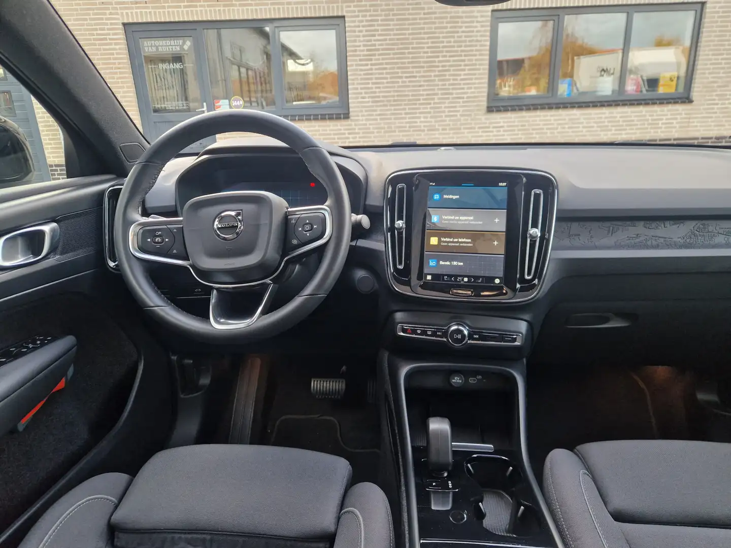 Volvo C40 Single Motor Plus 69 kWh SOH 95,8 % | NL AUTO | Pa Grijs - 2