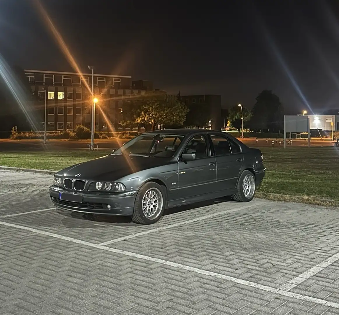 BMW 520 d Special Equipment Plus - 2