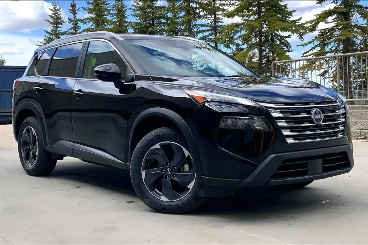 Nissan Rogue снимка Nissan Rogue