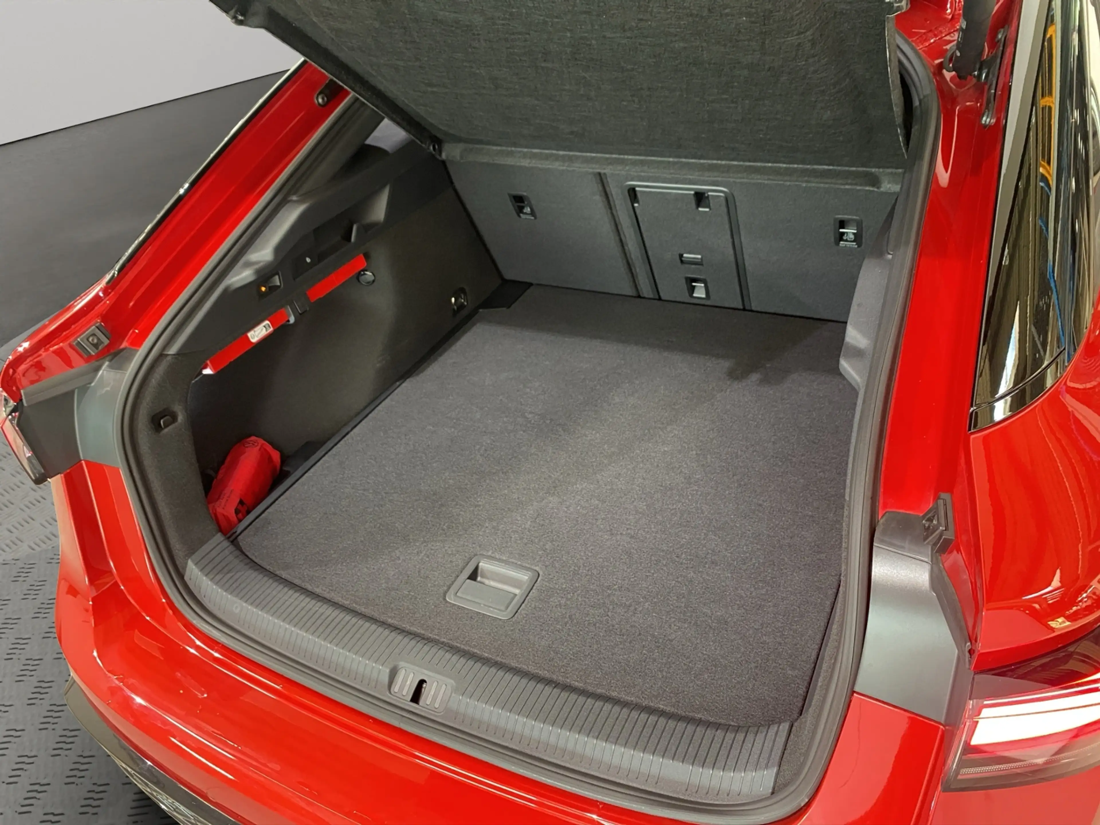 Volkswagen ID.7 GTX 4Motion 91 kWh brutto / Navi RFK AHK — photo 12