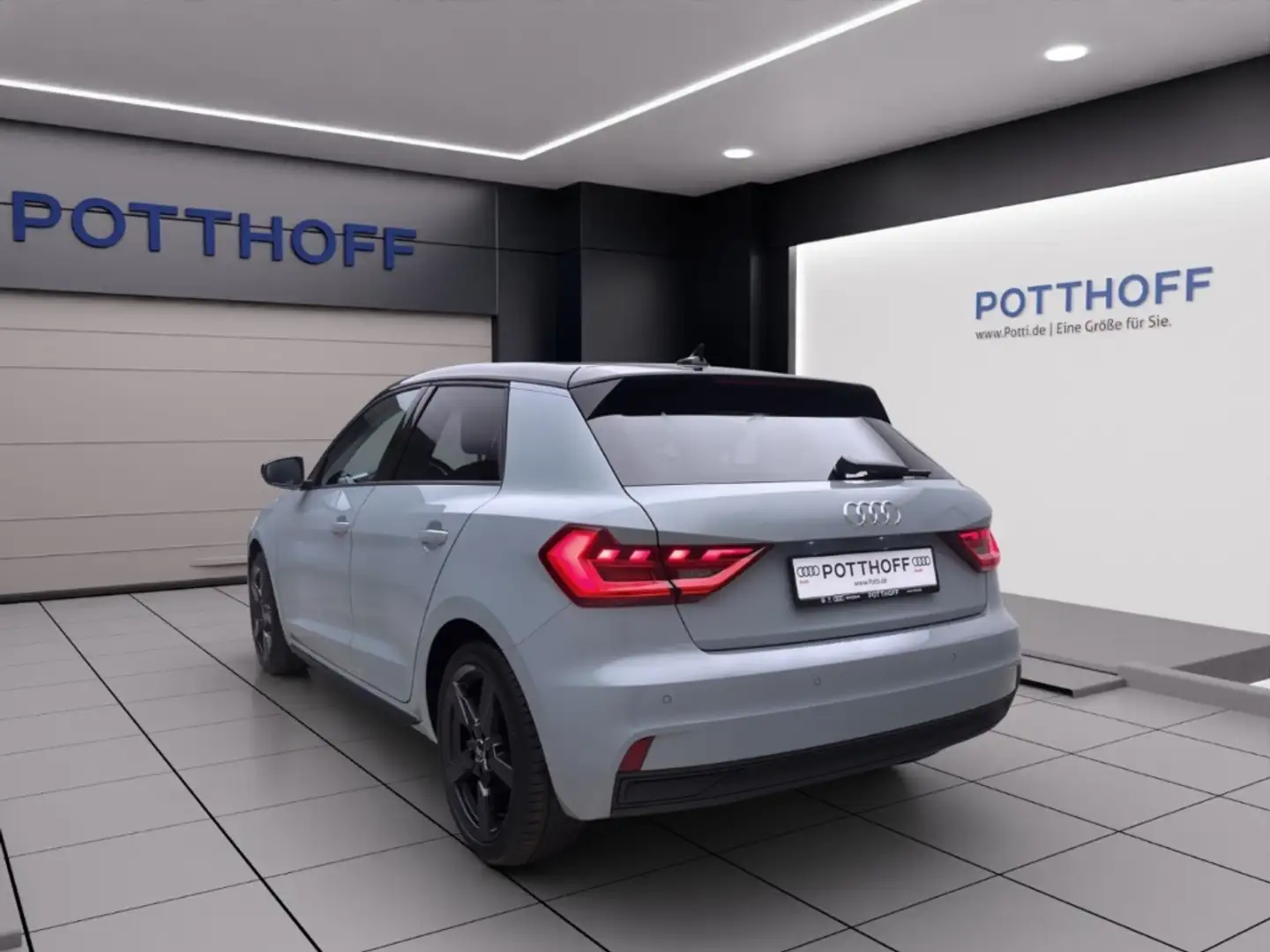 Audi A1 Sportback 25 TFSI SITZHZG PDC KLIMA VIRTUAL Grau - 2