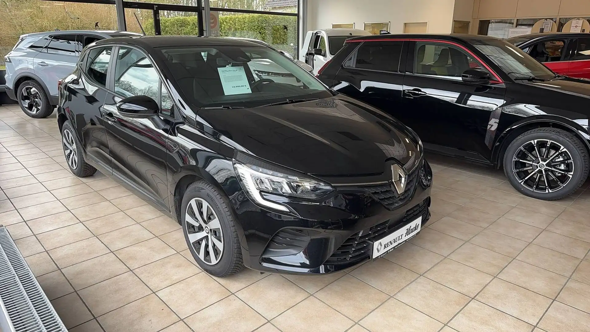 Renault Clio V (08.2019-) DE - LimS Noir - 1