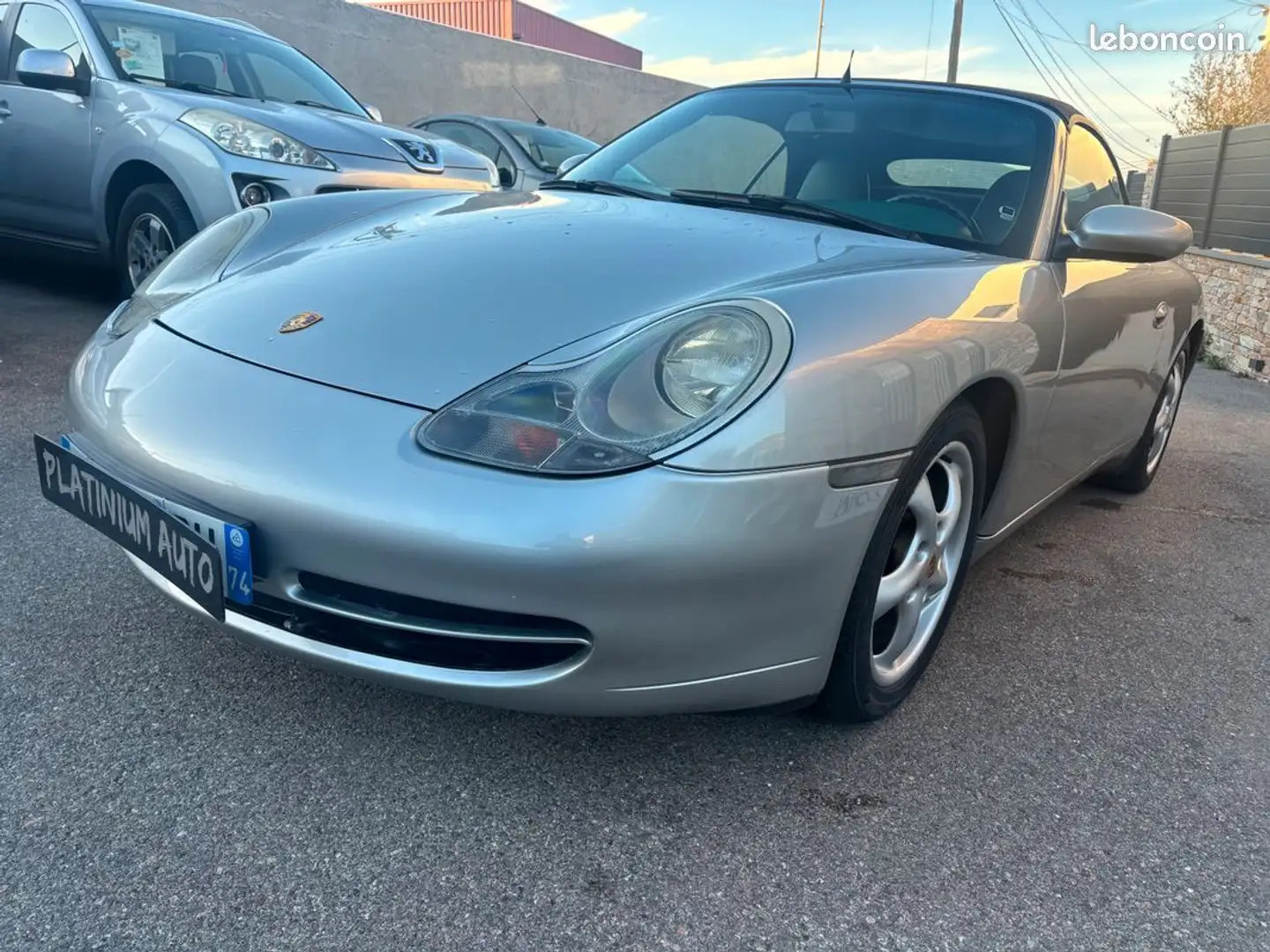 Porsche 996 (996) Cabriolet 3.4 Carrera Tiptronic S Grau - 2